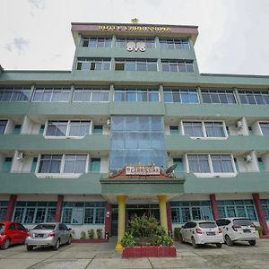 Super Oyo 1389 Hotel Carissima